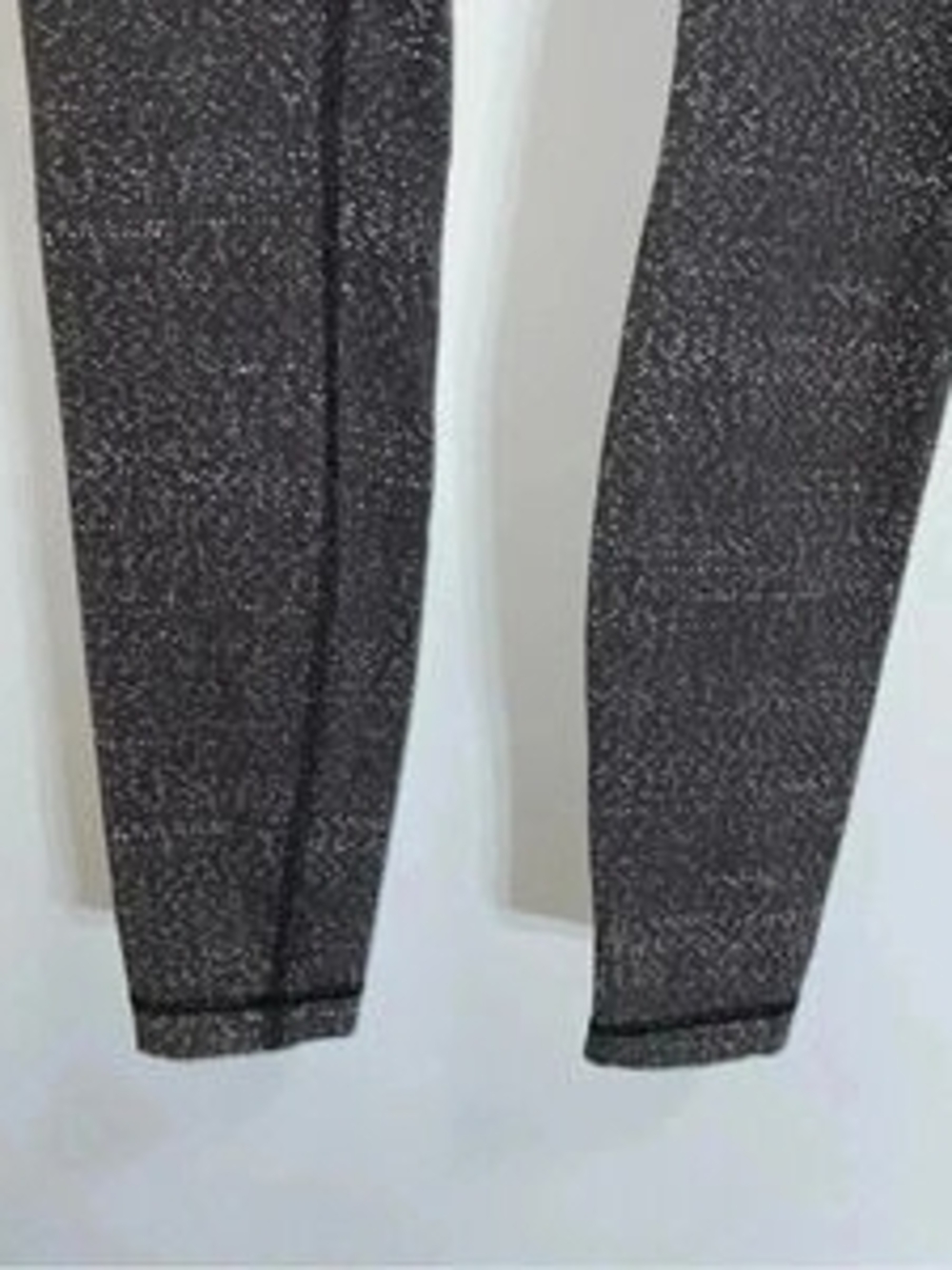 lululemon athletica Speckled Black and White Athletic Top - Picture 5 of 8